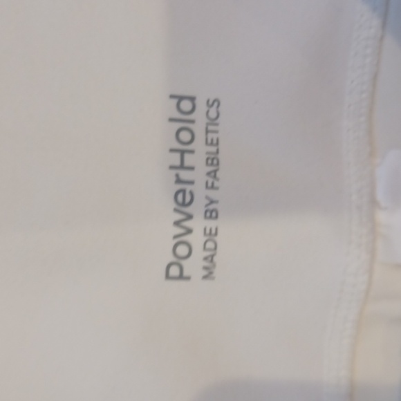Fabletics Power Hold Beautiful Creamy White Limited Edition Set - Picture 4 of 16